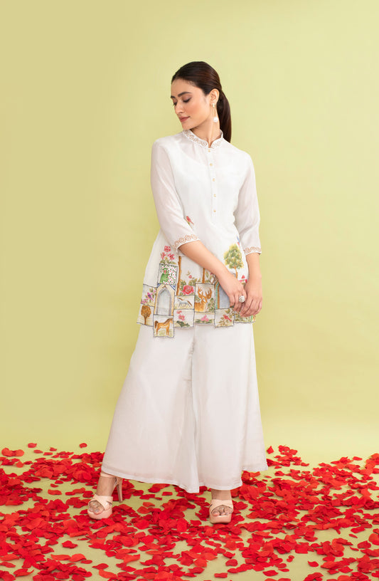 Elegant Off-White Tissue Saree with Thread Zardosi Work