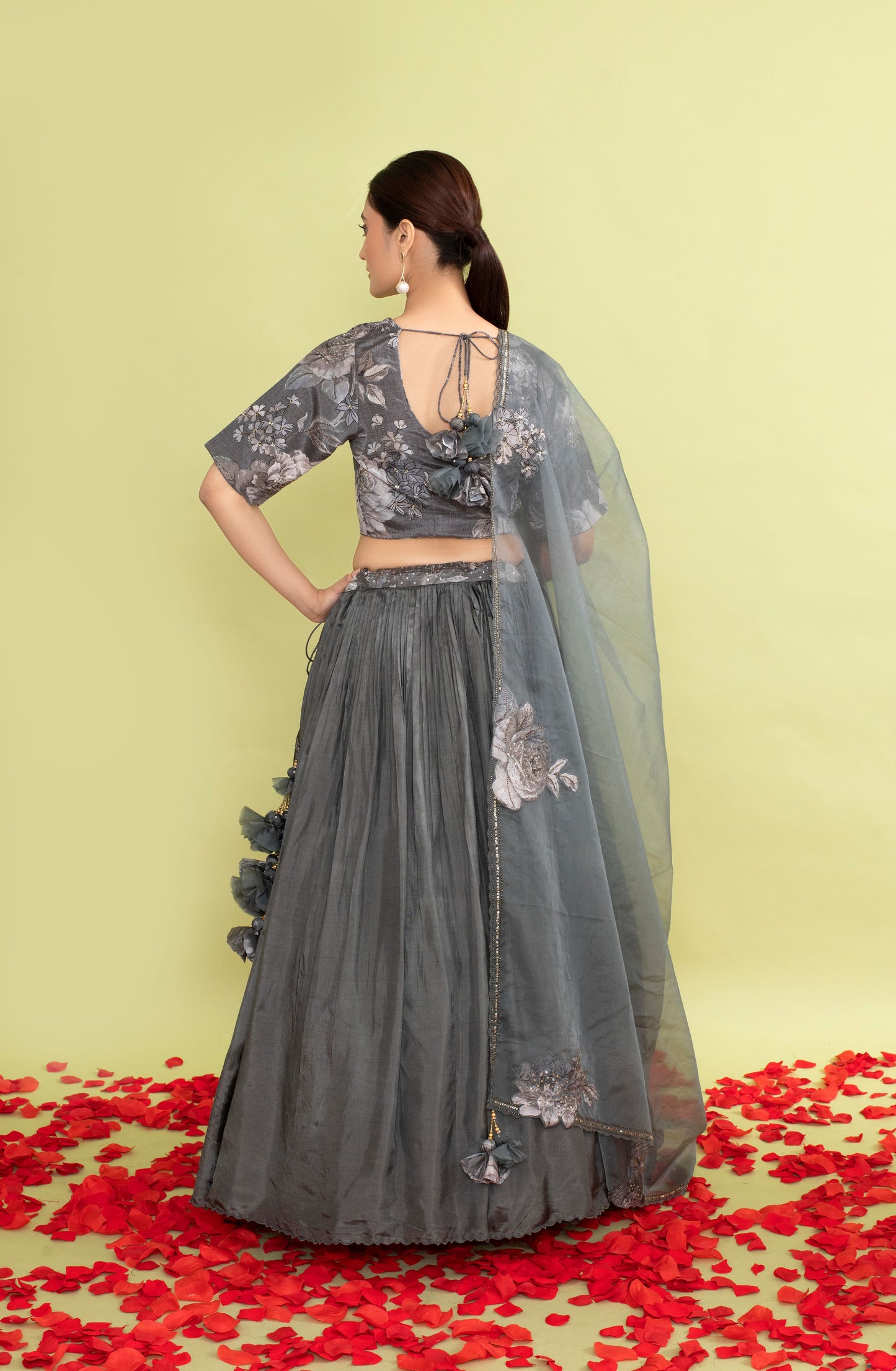 Elegant Grey Russian Silk Saree with Patchwork and Tikki-Katdana Highlights
