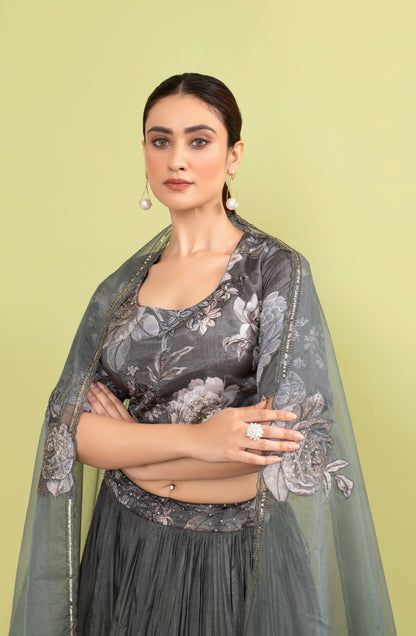 Elegant Grey Russian Silk Saree with Patchwork and Tikki-Katdana Highlights