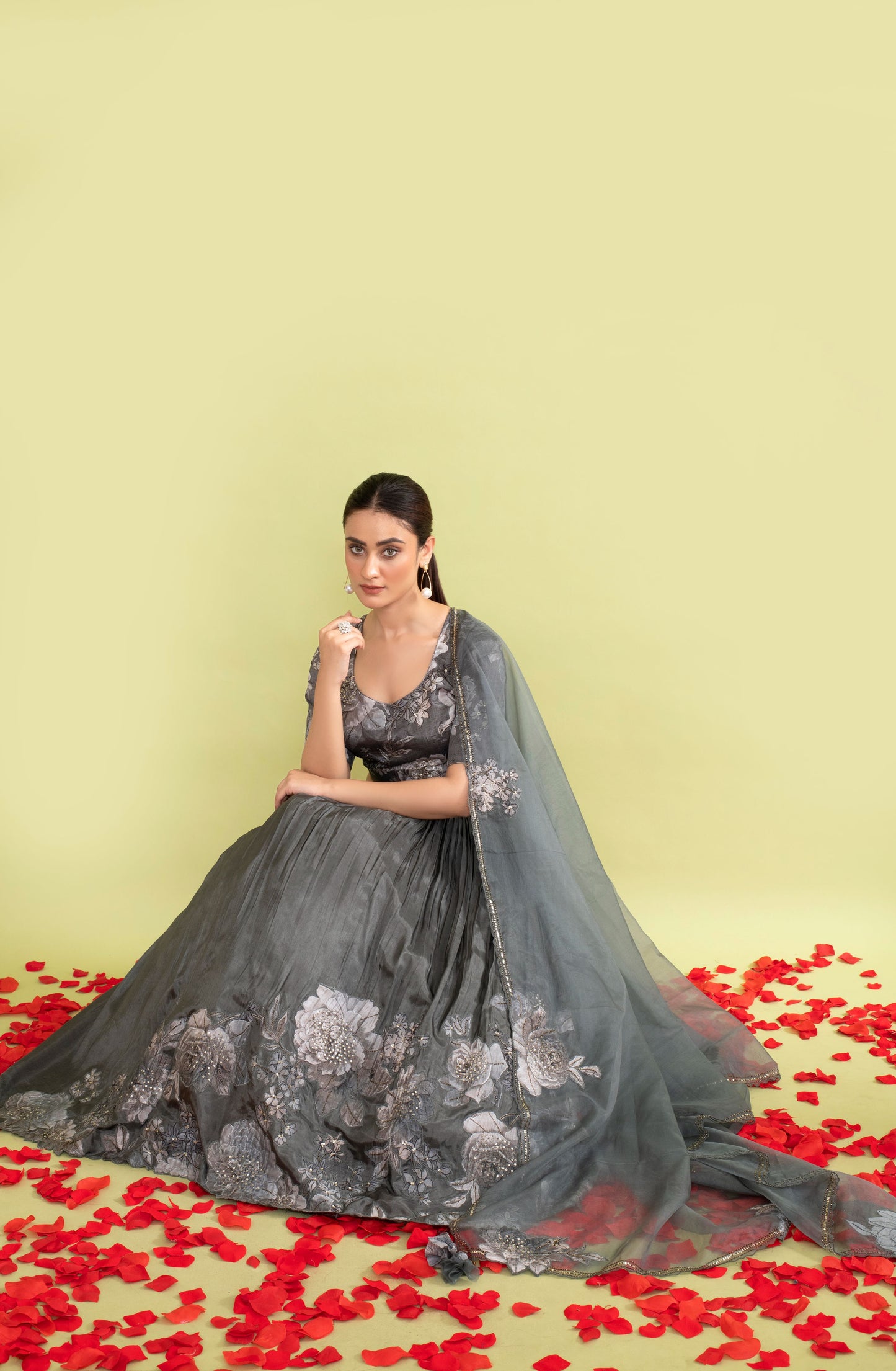 Elegant Grey Russian Silk Saree with Patchwork and Tikki-Katdana Highlights