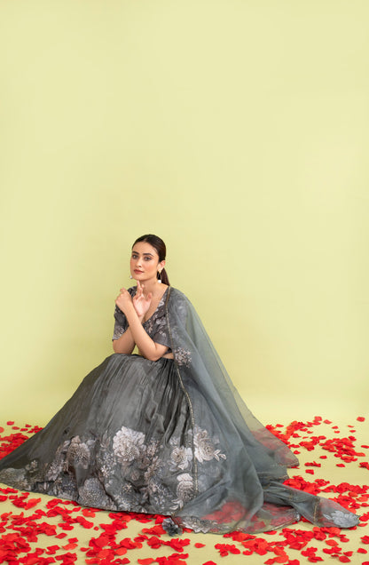 Elegant Grey Russian Silk Saree with Patchwork and Tikki-Katdana Highlights