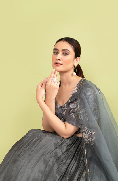 Elegant Grey Russian Silk Saree with Patchwork and Tikki-Katdana Highlights